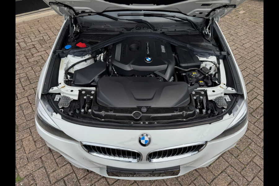 BMW 3-serie Gran Turismo 320i High Executive 2020 AUT NAP!