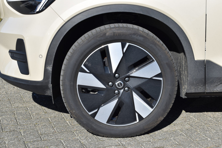 Volvo EX40 Extended Range Business edition 82 kWh | ACC | Blis | Climate pack | Camera | 19 "LMV