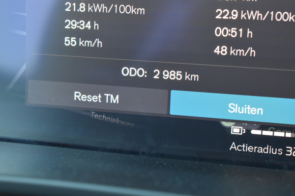 Volvo EX40 Extended Range Business edition 82 kWh | ACC | Blis | Climate pack | Camera | 19 "LMV