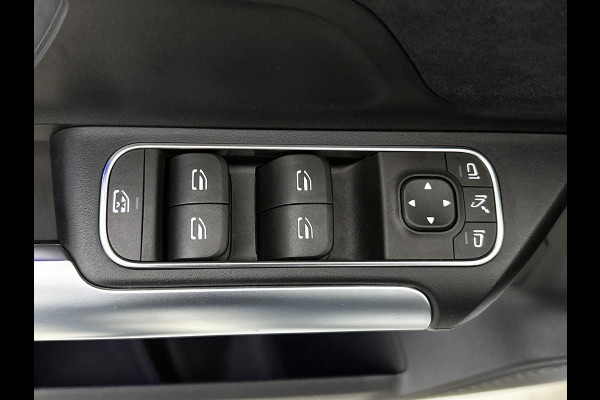 Mercedes-Benz B-Klasse 250 e AMG Plug-In Hybride AMG Line | Panoramadak | Multispaaks velgen | Memory Pakket | Trekhaak Inclusief 24 maanden MB Certified garantie voor Europa.