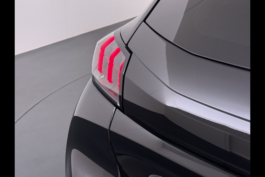 Peugeot e-208 EV Allure Pack 50kWh SOH 89% Stoelverwarming 3D-Navi 360°Camera Apple Carplay Android Auto Keyless Lmv Privacy Glas Led Bluetooth Isofix DAB+ Rijstrooksensor