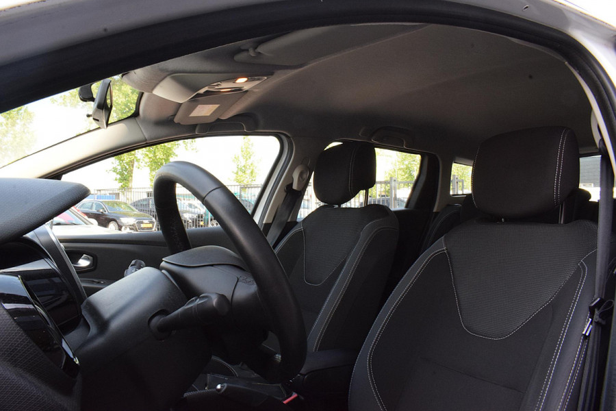 Renault Clio Estate 0.9 TCe Limited | Airco | Cruise | Navi | Sensoren