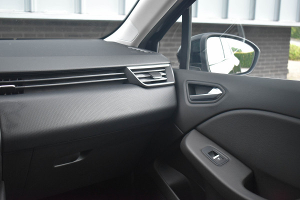 Renault Clio 1.0 TCe Intens FACELIFT | Carplay | PDC | Lane Assist | Half Leder