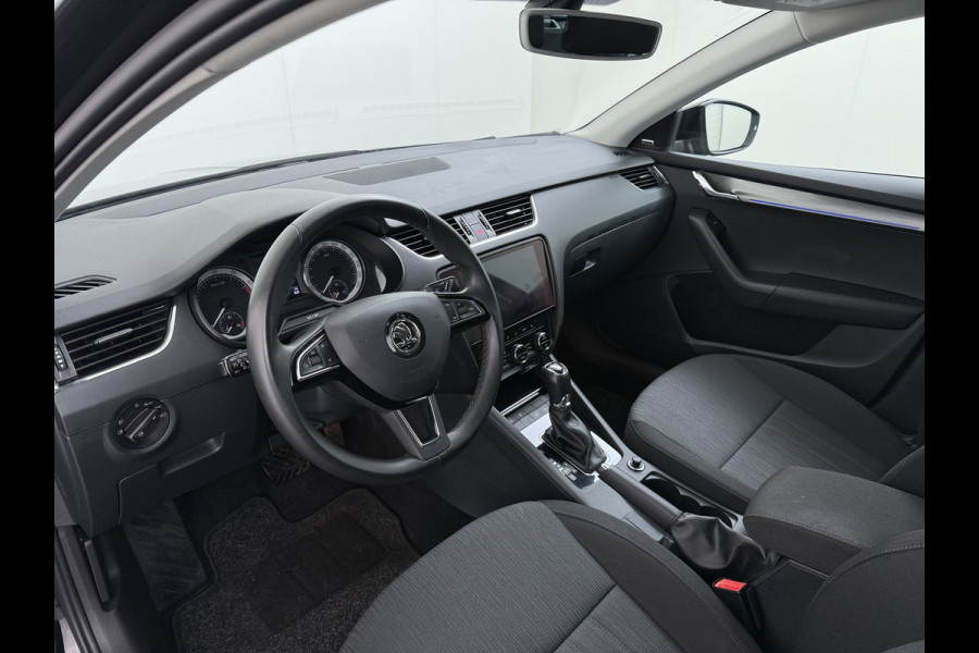 Škoda Octavia Combi 1.0TSI 116PK Stoelverwarming Elek.Achterklep Keyless Canton®-Soundsysteem Navi Ecc Apple Carplay Android Auto Cruise Contr Lmv 17" Bluetooth Isofix Led Multi-display colour DAB WiFi