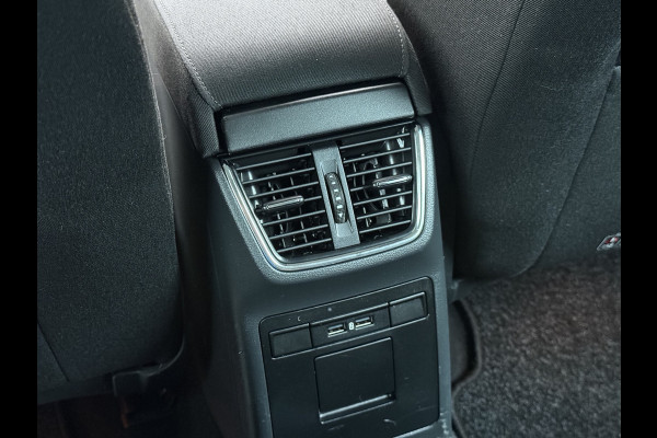 Škoda Octavia Combi 1.0TSI 116PK Stoelverwarming Elek.Achterklep Keyless Canton®-Soundsysteem Navi Ecc Apple Carplay Android Auto Cruise Contr Lmv 17" Bluetooth Isofix Led Multi-display colour DAB WiFi
