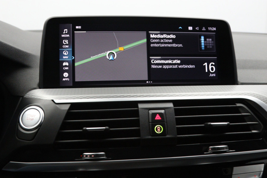 BMW X3 xDrive30e 293 PK High Executive M-Sport PHEV, Leder-Alcantara, Trekhaak, Adap. Cruise Control
