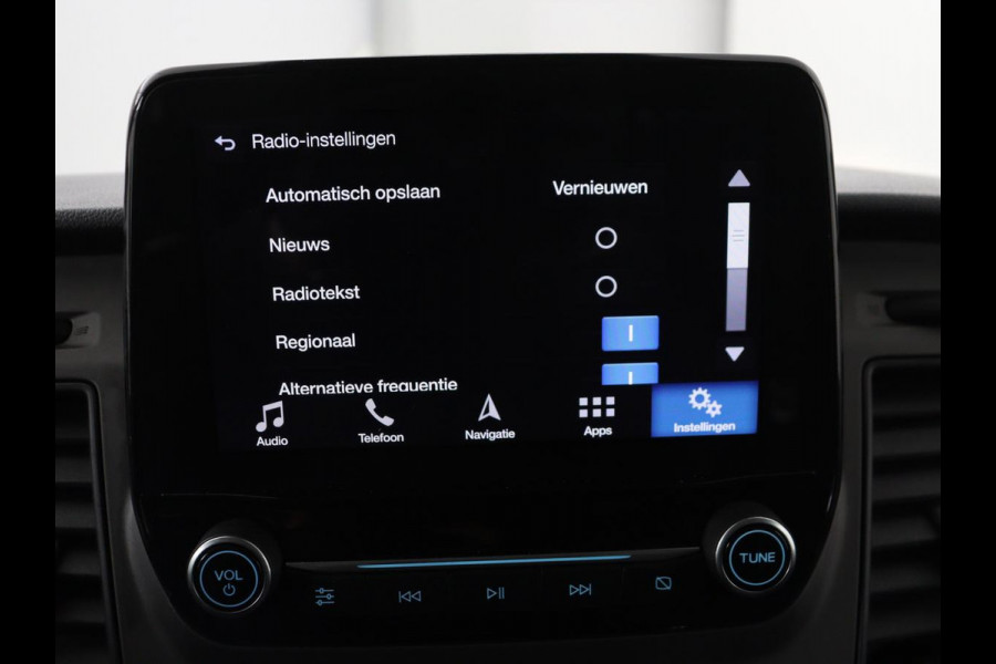 Ford Transit Custom 340 2.0 TDCI L1H2 Trend | 3 zitplaatsen | Stoelverwarming | Voorruitverwarming | Camera | PDC voor/ achter | Full LED |