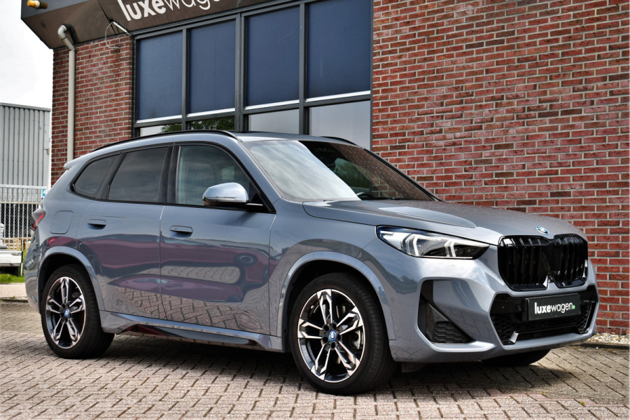 BMW X1 xDrive30e M-Sport Plus Stormbay Pano ACC HUD 360-cam 19inch