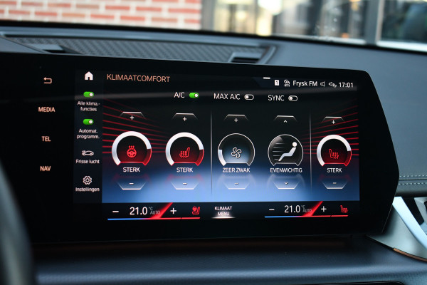 BMW X1 xDrive30e M-Sport Plus Stormbay Pano ACC HUD 360-cam 19inch