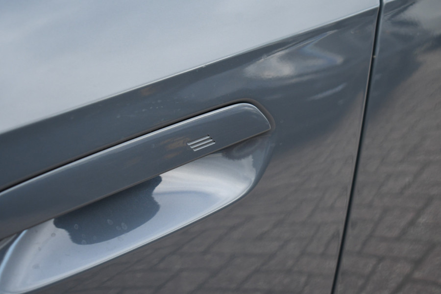 BMW X1 xDrive30e M-Sport Plus Stormbay Pano ACC HUD 360-cam 19inch