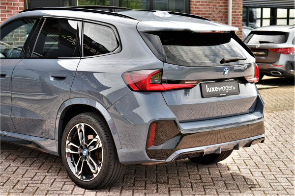 BMW X1 xDrive30e M-Sport Plus Stormbay Pano ACC HUD 360-cam 19inch