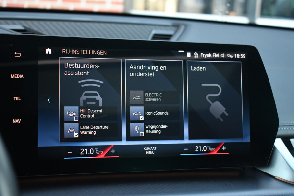 BMW X1 xDrive30e M-Sport Plus Stormbay Pano ACC HUD 360-cam 19inch