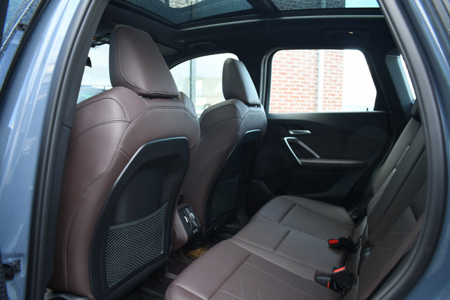 BMW X1 xDrive30e M-Sport Plus Stormbay Pano ACC HUD 360-cam 19inch