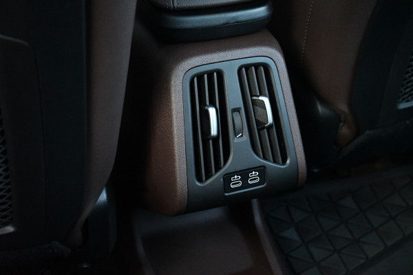 BMW X1 xDrive30e M-Sport Plus Stormbay Pano ACC HUD 360-cam 19inch