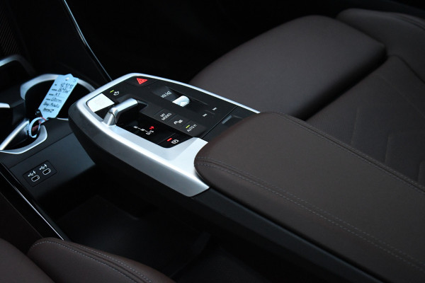 BMW X1 xDrive30e M-Sport Plus Stormbay Pano ACC HUD 360-cam 19inch