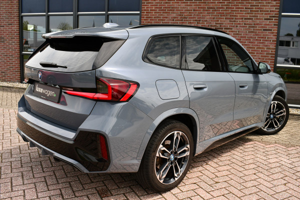 BMW X1 xDrive30e M-Sport Plus Stormbay Pano ACC HUD 360-cam 19inch
