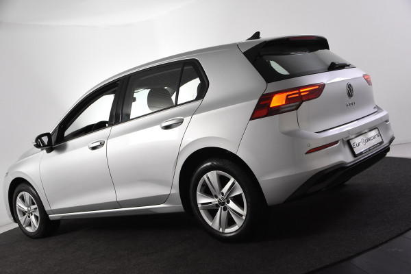 Volkswagen Golf 1.0 eTSI Life Business *1ste Eigenaar*Navigatie*Ambiente*Camera*