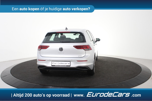 Volkswagen Golf 1.0 eTSI Life Business *1ste Eigenaar*Navigatie*Ambiente*Camera*