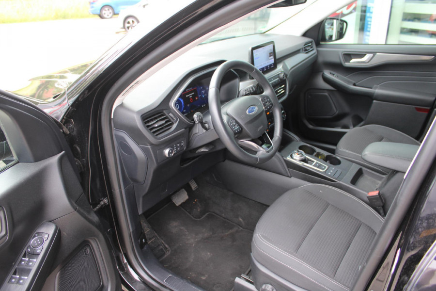 Ford Kuga 2.5 FHEV Titanium | GEEN STEKKER NODIG |Winterpack | Camera | Adaptieve Cruise Control | Navigatie | Climate Control | PDC V+A | BLIS