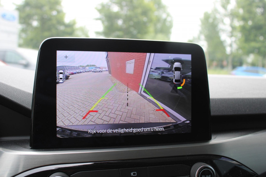 Ford Kuga 2.5 FHEV Titanium | GEEN STEKKER NODIG |Winterpack | Camera | Adaptieve Cruise Control | Navigatie | Climate Control | PDC V+A | BLIS