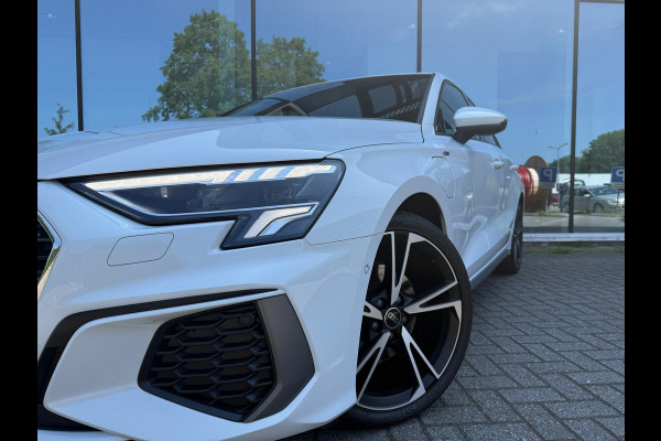 Audi A3 Sportback 40 TFSI e Advanced edition S Line - Automaat - Navi - Winterpakket