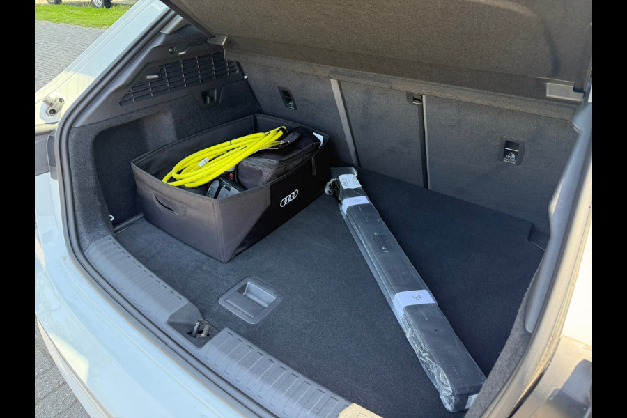 Audi A3 Sportback 40 TFSI e Advanced edition S Line - Automaat - Navi - Winterpakket