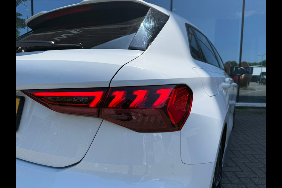 Audi A3 Sportback 40 TFSI e Advanced edition S Line - Automaat - Navi - Winterpakket