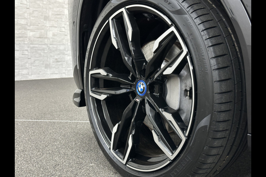 BMW X3 30e Hybrid 292pk M-Sport | Panodak | 97% SOH | Vol Leder | TH 2000kg | Live Cockpit Profesional | Alarm | Camera | Navi Profesional | Active Guard | Carplay.