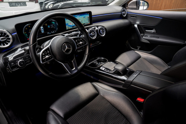 Mercedes-Benz A-Klasse 220 Leder Navi Climate Cruise C. PTS LM velgen