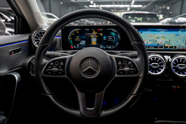 Mercedes-Benz A-Klasse 220 Leder Navi Climate Cruise C. PTS LM velgen