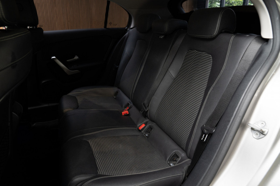 Mercedes-Benz A-Klasse 220 Leder Navi Climate Cruise C. PTS LM velgen