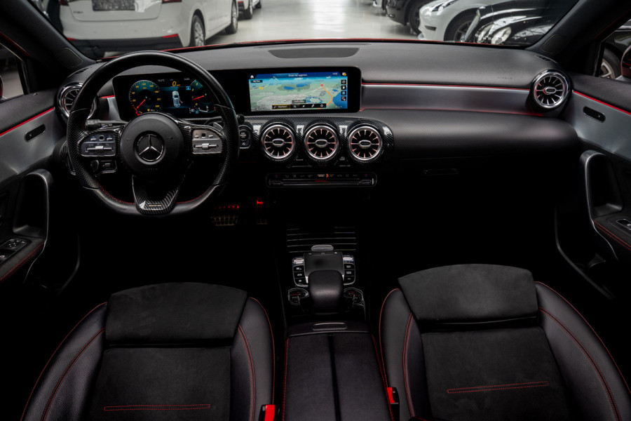 Mercedes-Benz A-Klasse 250 AMG Pano Carbon Leder Widescreen Navi Camera Climate Ambient Cruise PTS LM velgen