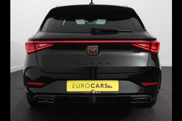 CUPRA Leon Sportstourer 1.5 eTSI Business Edition High Navigatie Apple Carplay/Android Auto Navigatie Adaptieve Cruise Control Camera Trekhaak met afneembare kogel Parkeersensor achter Stuur- en stoelverwarming