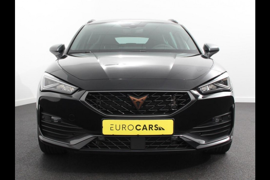 CUPRA Leon Sportstourer 1.5 eTSI Business Edition High Navigatie Apple Carplay/Android Auto Navigatie Adaptieve Cruise Control Camera Trekhaak met afneembare kogel Parkeersensor achter Stuur- en stoelverwarming