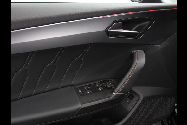 CUPRA Leon Sportstourer 1.5 eTSI Business Edition High Navigatie Apple Carplay/Android Auto Navigatie Adaptieve Cruise Control Camera Trekhaak met afneembare kogel Parkeersensor achter Stuur- en stoelverwarming