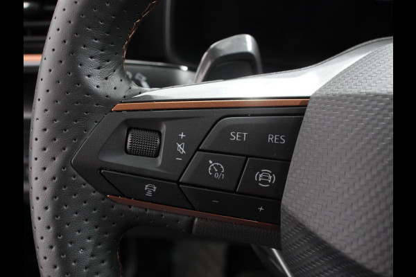 CUPRA Leon Sportstourer 1.5 eTSI Business Edition High Navigatie Apple Carplay/Android Auto Navigatie Adaptieve Cruise Control Camera Trekhaak met afneembare kogel Parkeersensor achter Stuur- en stoelverwarming