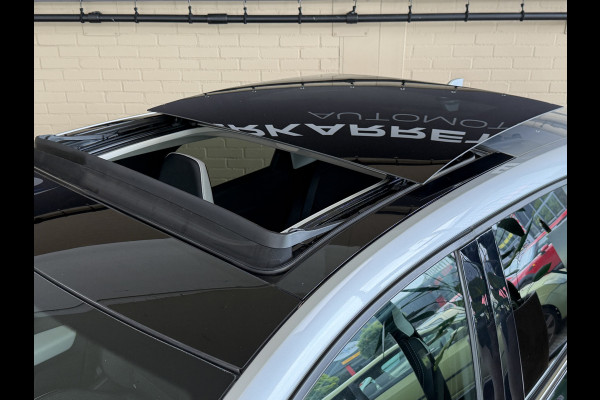 Renault Captur 1.3 TCe 155 Edition One | Groot Navi | Pano | Bose | 360 | Stoel & Stuur verwarming | 18" | 100% Dealer onderhouden!