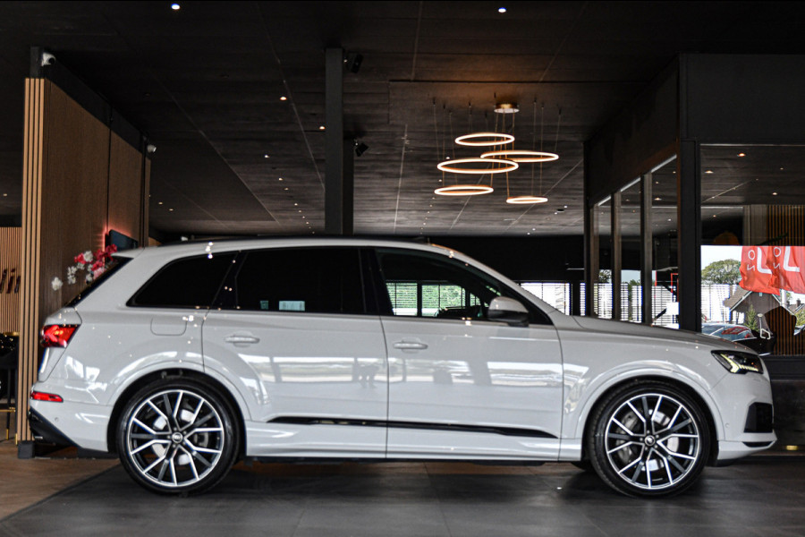 Audi Q7 55 TFSI e quattro S-Line, RS Stoelen, Pano, Luchtvering, B&O, 22", Matrix!