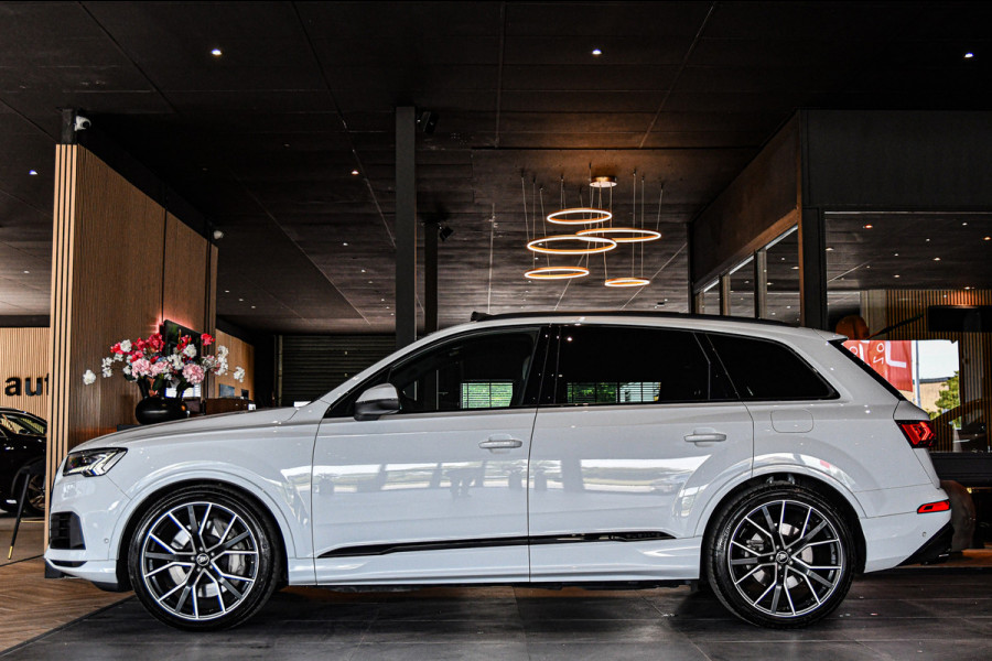 Audi Q7 55 TFSI e quattro S-Line, RS Stoelen, Pano, Luchtvering, B&O, 22", Matrix!