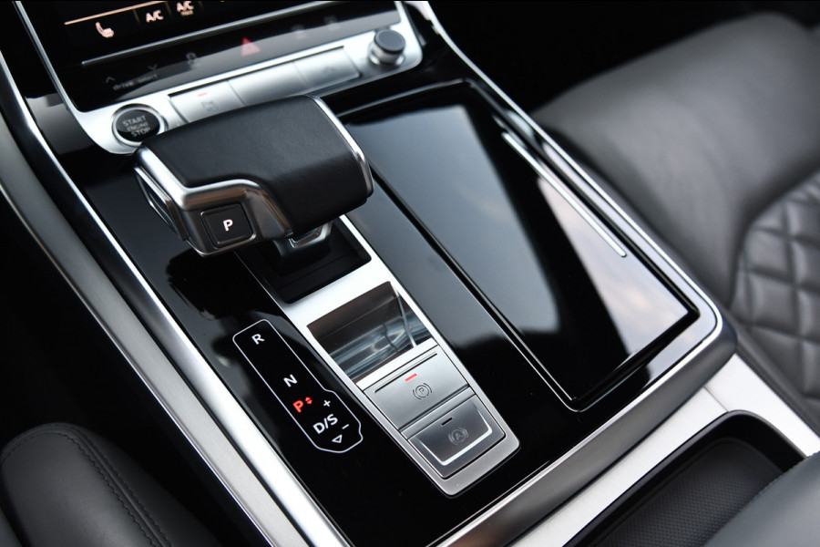 Audi Q7 55 TFSI e quattro S-Line, RS Stoelen, Pano, Luchtvering, B&O, 22", Matrix!