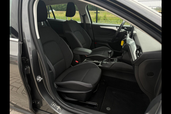 Ford FOCUS Wagon 1.0 EcoBoost Edition Business | NAVI | Trekhaak | CarPlay |