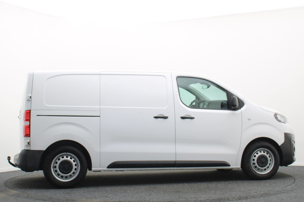 Peugeot Expert 1.5 BlueHDI 100 L2H1 Standard Premium 3-zits, Apple Carplay, Trekhaak, Cruise, PDC