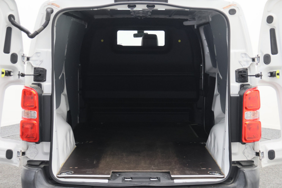 Peugeot Expert 1.5 BlueHDI 100 L2H1 Standard Premium 3-zits, Apple Carplay, Trekhaak, Cruise, PDC
