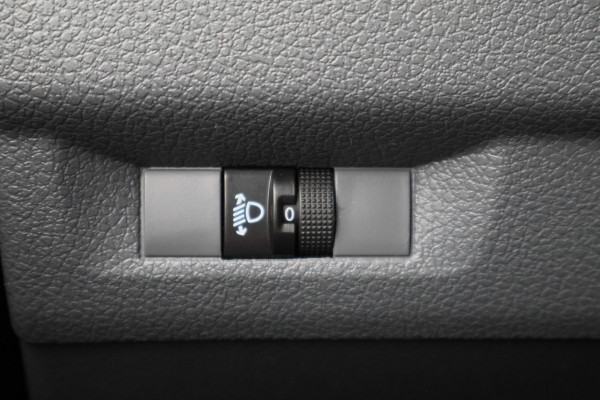 Peugeot Expert 1.5 BlueHDI 100 L2H1 Standard Premium 3-zits, Apple Carplay, Trekhaak, Cruise, PDC