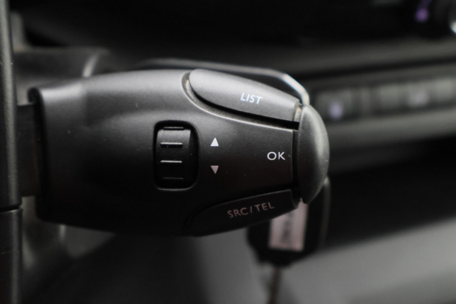 Peugeot Expert 1.5 BlueHDI 100 L2H1 Standard Premium 3-zits, Apple Carplay, Trekhaak, Cruise, PDC