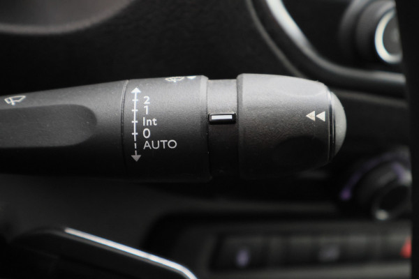 Peugeot Expert 1.5 BlueHDI 100 L2H1 Standard Premium 3-zits, Apple Carplay, Trekhaak, Cruise, PDC
