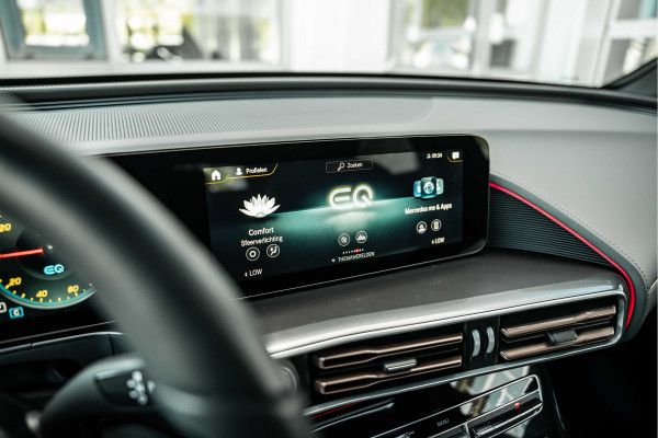 Mercedes-Benz EQC 400 4MATIC 80 kWh | SOH 98% | Dealer onderhouden