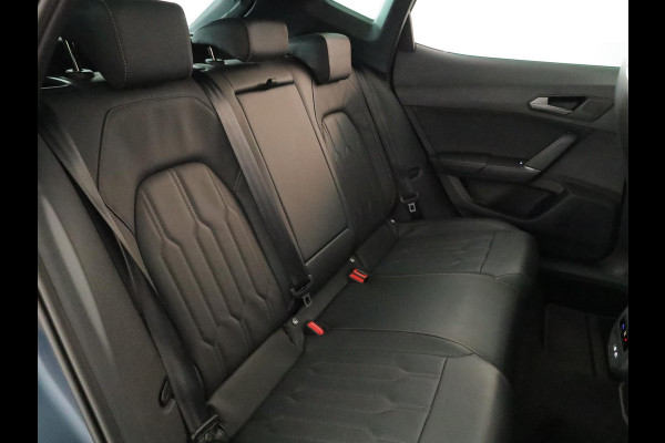 CUPRA Formentor 1.4 e-Hybrid VZ Copper Edition 245 pk | Schaalstoelen | SOH 93%| Panoramadak | Parkeersensoren (Park assist) | Achteruitrijcamera | Lederen bekleding | Stoelverwarming |