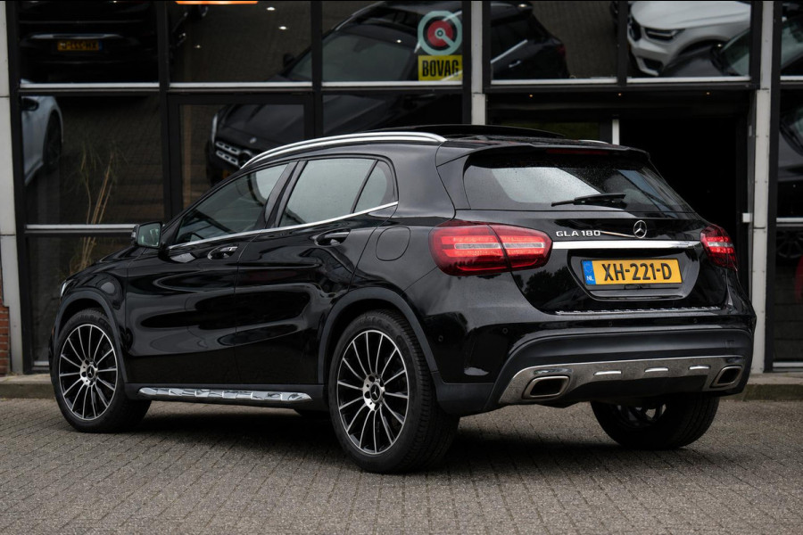Mercedes-Benz GLA 180 Business Solution AMG Pano Keyless Camera