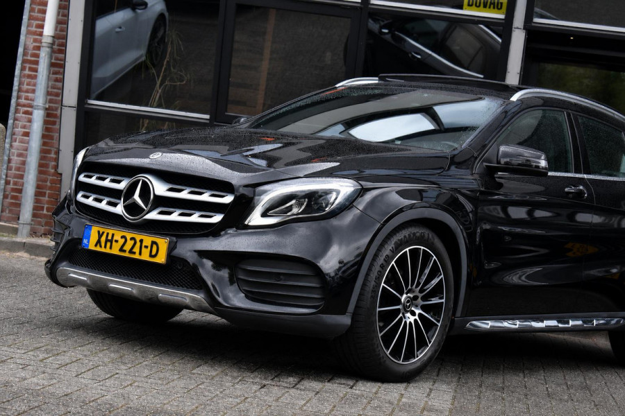 Mercedes-Benz GLA 180 Business Solution AMG Pano Keyless Camera